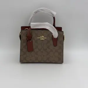 Coach Andrea Carryall - image 514