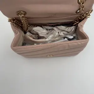 Pinko Baby Love Puff Maxi Quilt - image 557