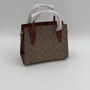 Coach Andrea Carryall - image 513