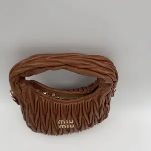 Miu Miu Wander matelassé hobo bag - image 86