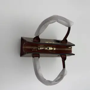 Coach Andrea Carryall - image 512