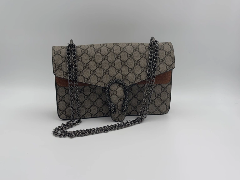 Gucci Dionysus GG Supreme Shoulder Bag